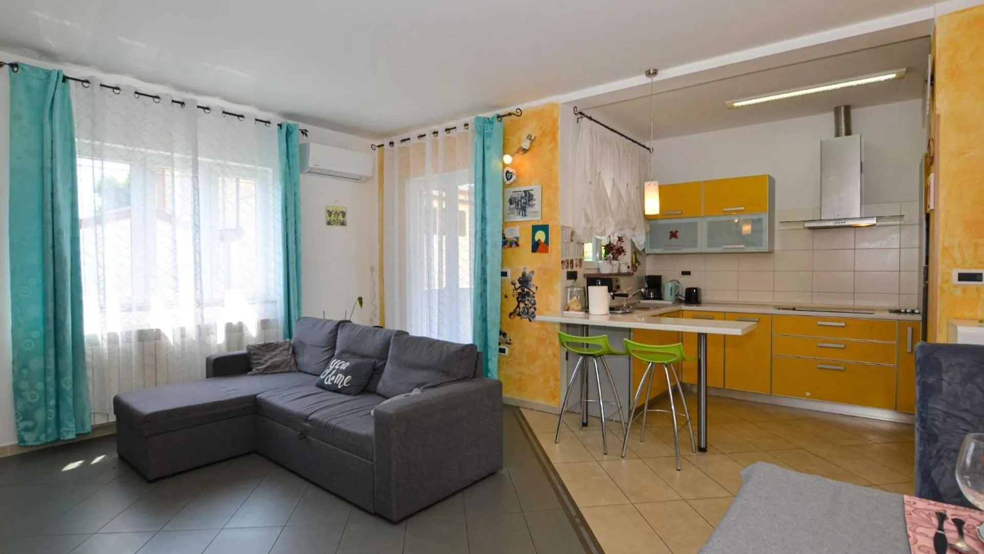 Radovani Peaceful And Serene Apartment With Terrace - Two Bedroom Apartment With Terrace Rovinj