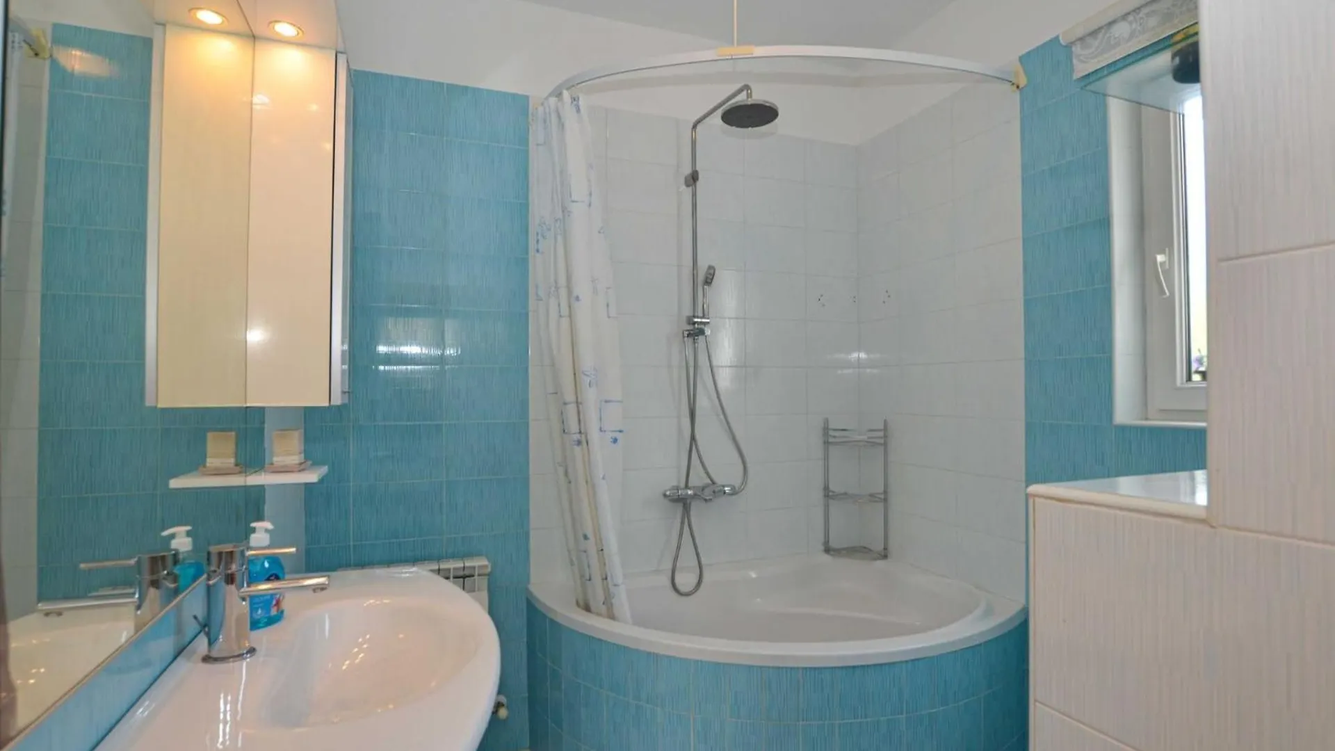 Radovani Peaceful And Serene Apartment With Terrace - Two Bedroom Apartment With Terrace Rovinj 0*,  Kroatien