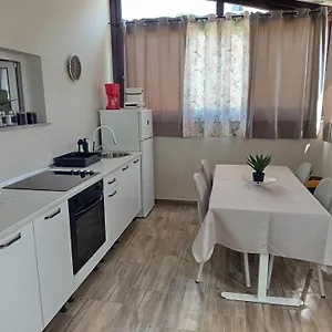  Apartament The Golden Well